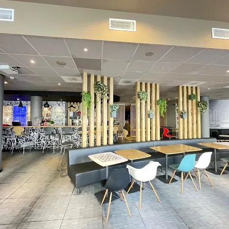 Hotel Ibis Centrum St. Baafs Kathedraal 3*