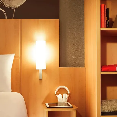 Hotel Ibis Centrum St. Baafs Kathedraal 3*