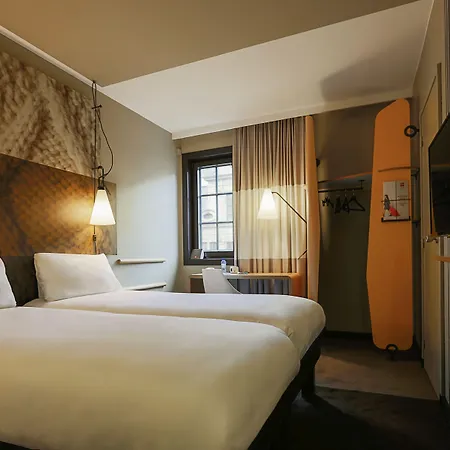 Hotel Ibis Centrum St. Baafs Kathedraal