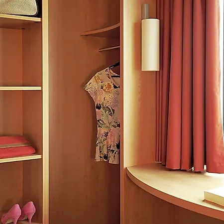 Hotel Ibis Centrum St. Baafs Kathedraal