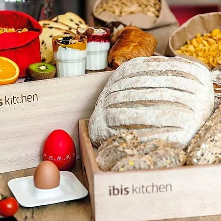 Ibis Centrum St. Baafs Kathedraal 3* Gante