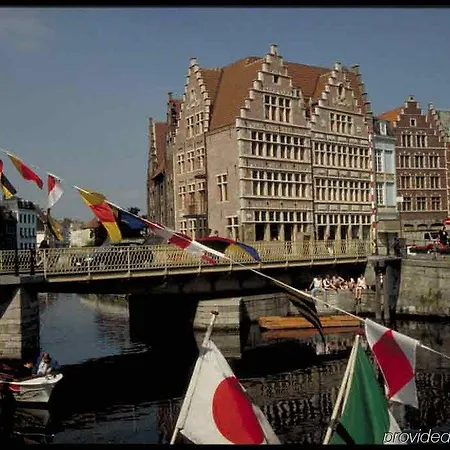 Hotel Ibis Centrum St. Baafs Kathedraal