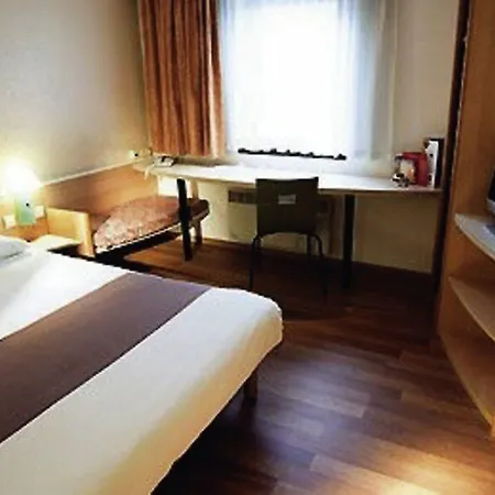 Ibis Centrum St. Baafs Kathedraal Hotel 3*