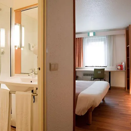 Hotel Ibis Centrum St. Baafs Kathedraal 3*