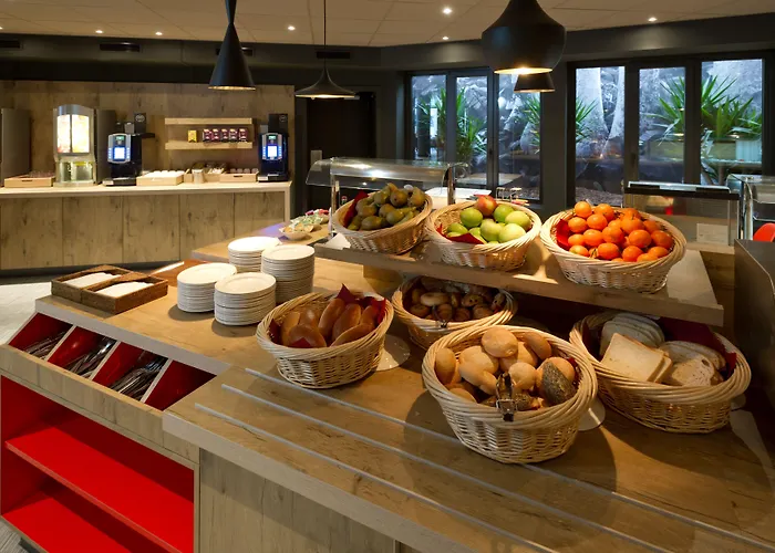 Ibis Centrum St. Baafs Kathedraal فندق