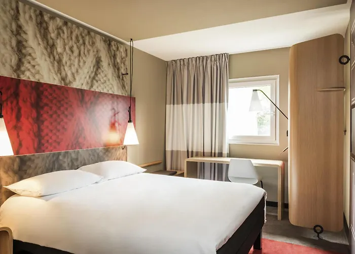 فندق Ibis Centrum St. Baafs Kathedraal 3*