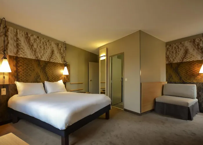 Ibis Centrum St. Baafs Kathedraal فندق 3*