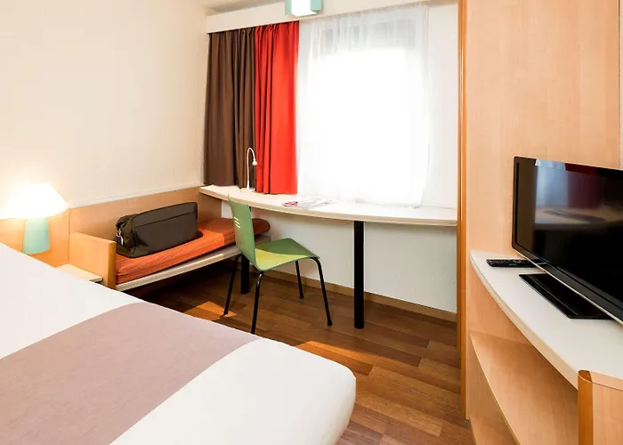 Hotel Ibis Centrum St. Baafs Kathedraal 3*